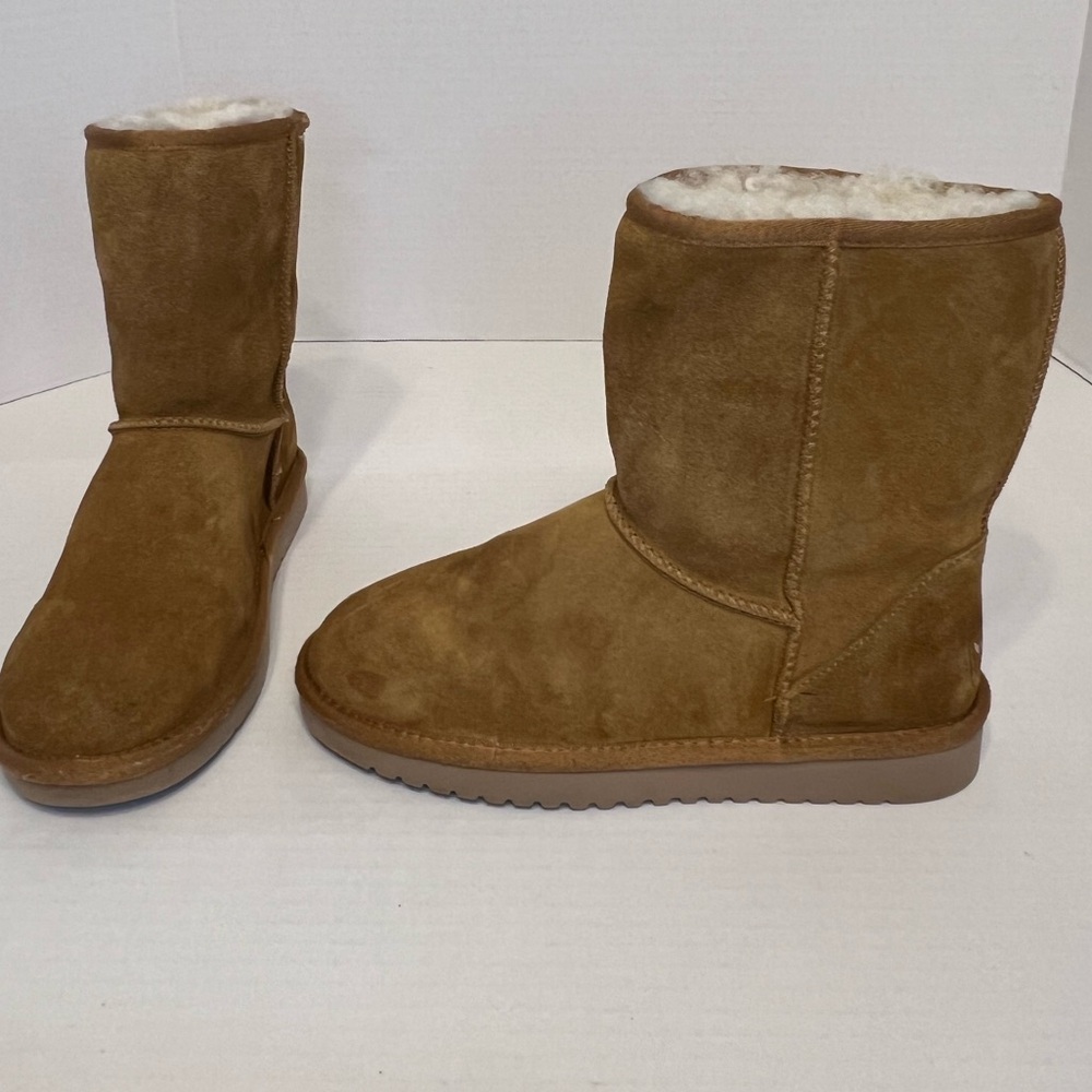 Koolaburra by UGG. Koola Short Boots‎ In Chestnut Size 8
